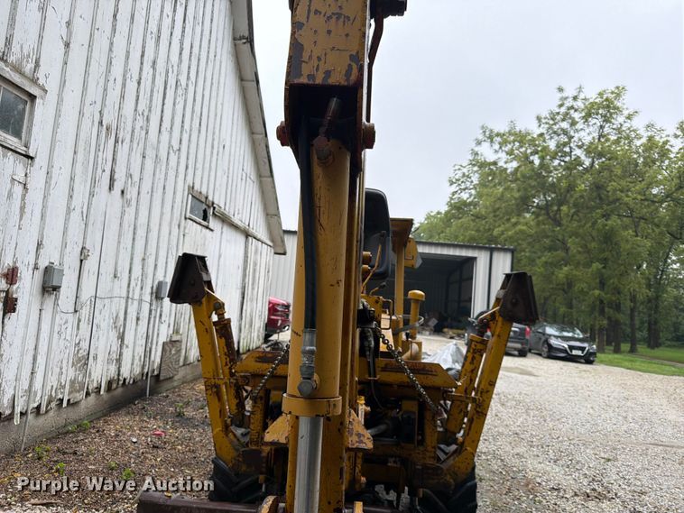 image for item FK3563 1987 Vermeer M455 trencher