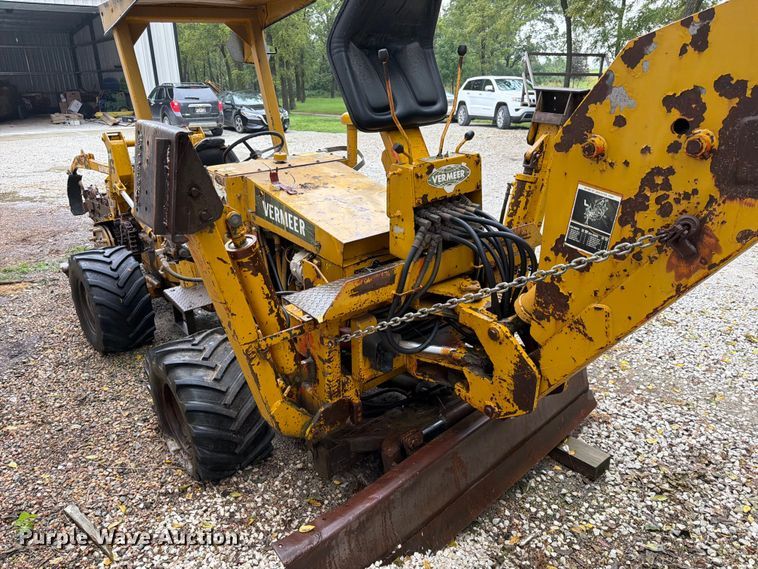 image for item FK3563 1987 Vermeer M455 trencher