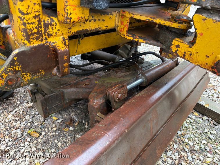 image for item FK3563 1987 Vermeer M455 trencher