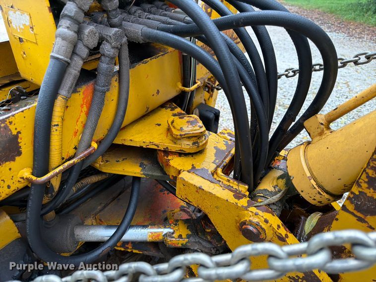 image for item FK3563 1987 Vermeer M455 trencher
