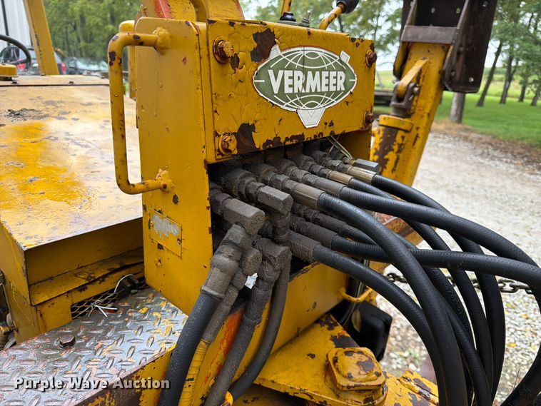 image for item FK3563 1987 Vermeer M455 trencher