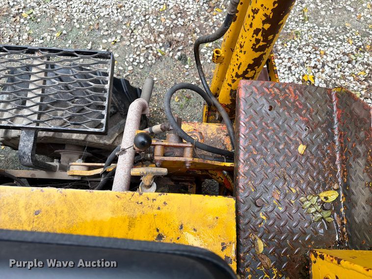 image for item FK3563 1987 Vermeer M455 trencher