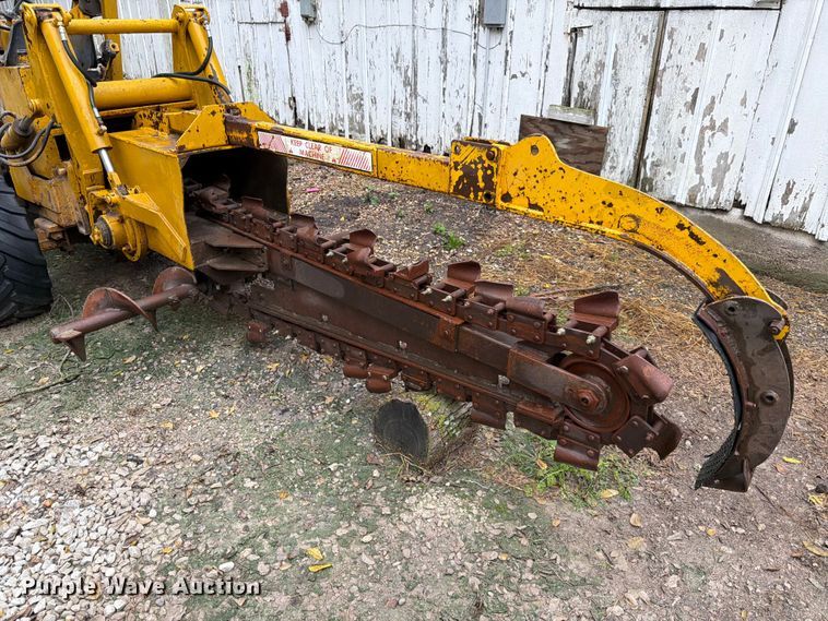 image for item FK3563 1987 Vermeer M455 trencher