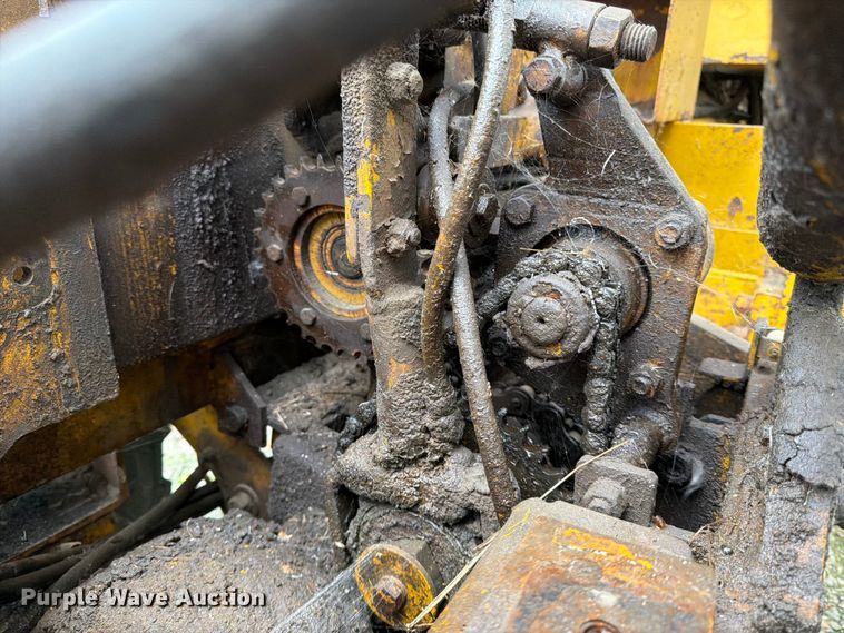image for item FK3563 1987 Vermeer M455 trencher