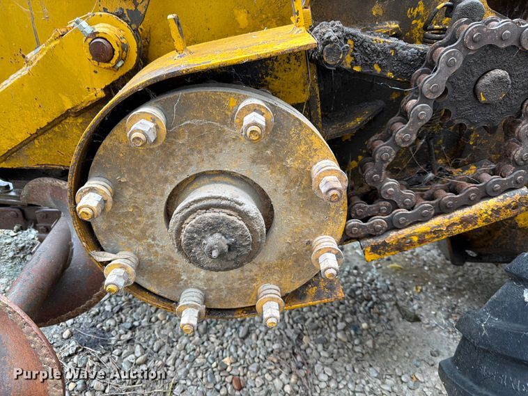 image for item FK3563 1987 Vermeer M455 trencher