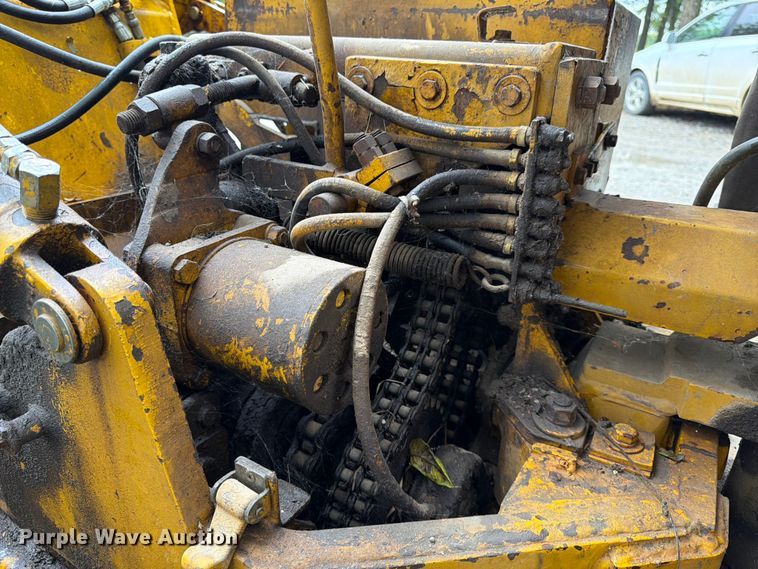 image for item FK3563 1987 Vermeer M455 trencher