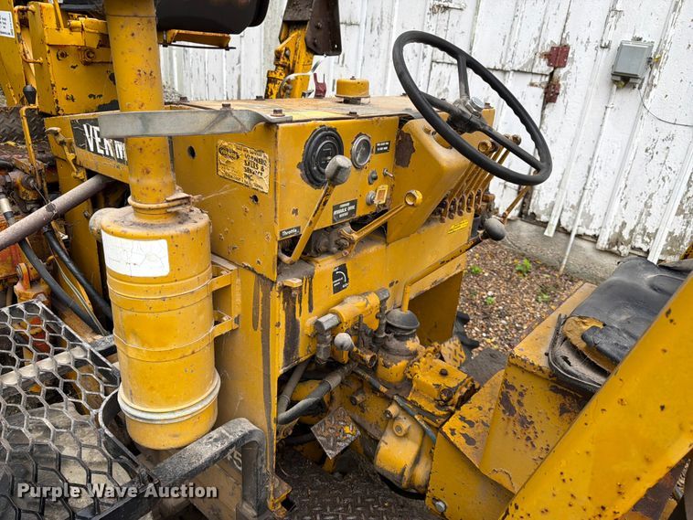 image for item FK3563 1987 Vermeer M455 trencher