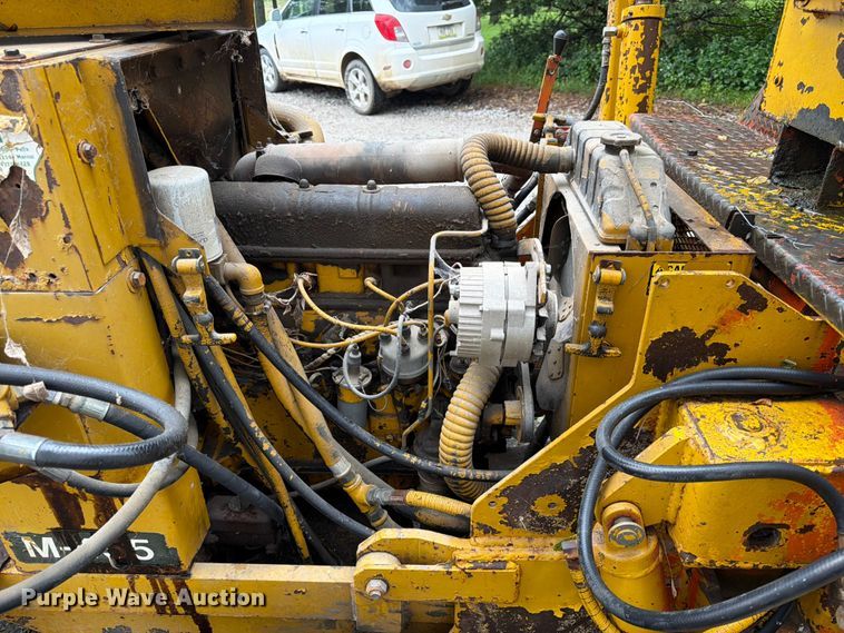 image for item FK3563 1987 Vermeer M455 trencher