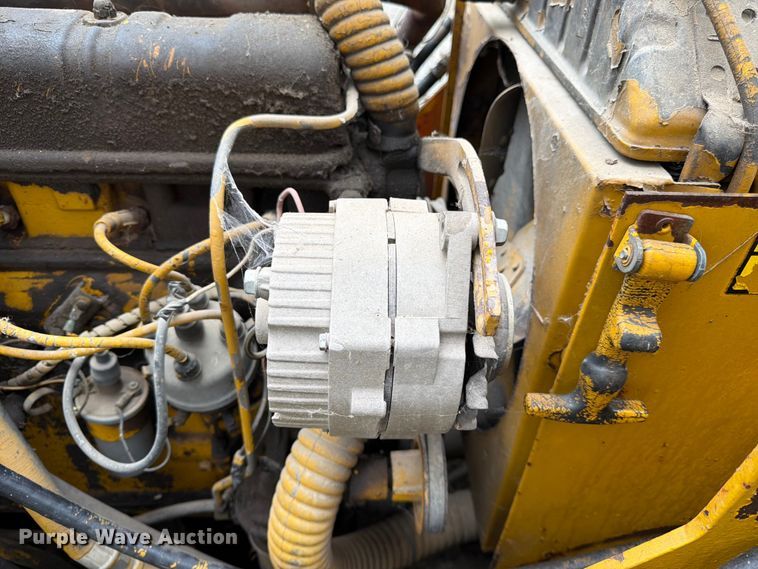 image for item FK3563 1987 Vermeer M455 trencher