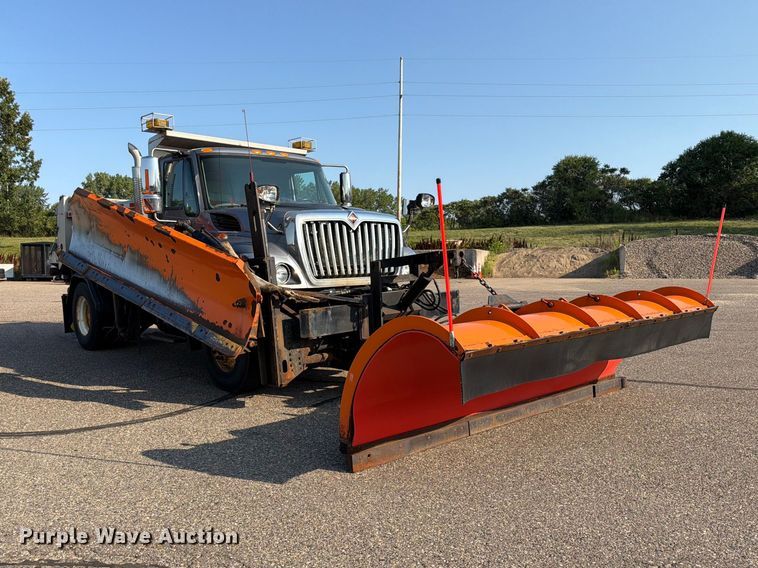 image for item FK3566 2011 International WorkStar 7400 dump truck