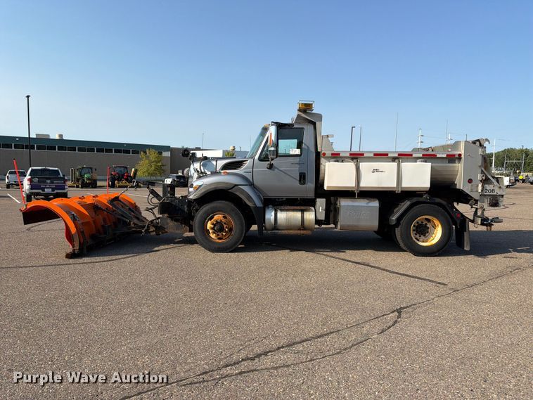 image for item FK3566 2011 International WorkStar 7400 dump truck