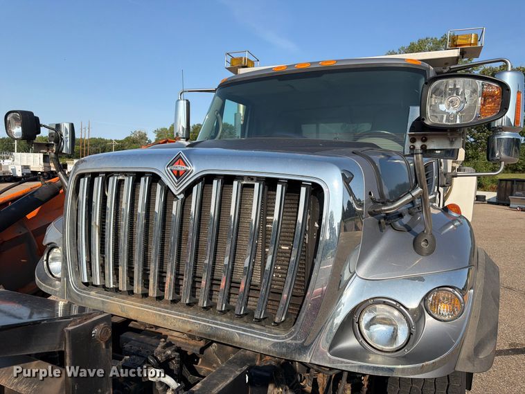 image for item FK3566 2011 International WorkStar 7400 dump truck