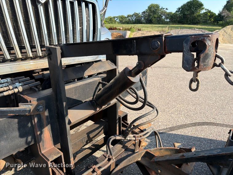 image for item FK3566 2011 International WorkStar 7400 dump truck