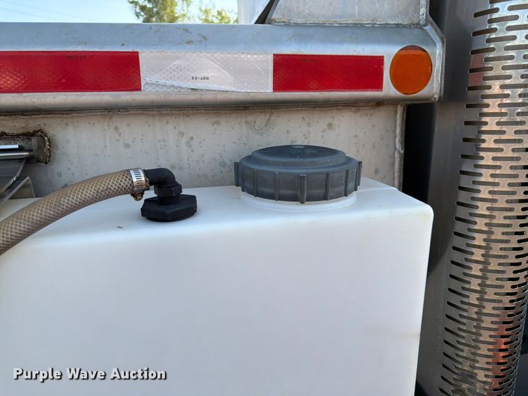 image for item FK3566 2011 International WorkStar 7400 dump truck