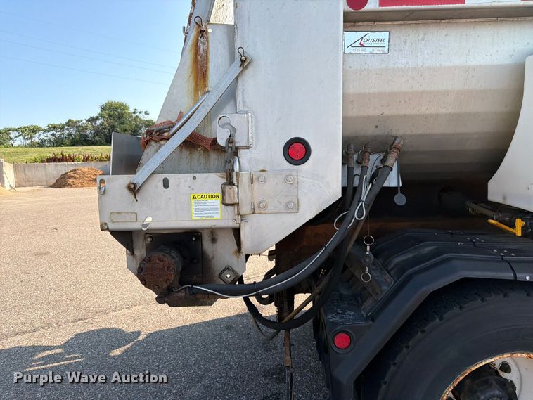 image for item FK3566 2011 International WorkStar 7400 dump truck