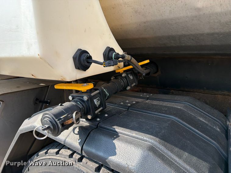 image for item FK3566 2011 International WorkStar 7400 dump truck