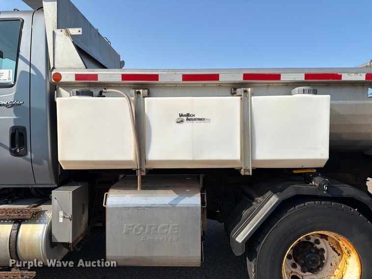 image for item FK3566 2011 International WorkStar 7400 dump truck