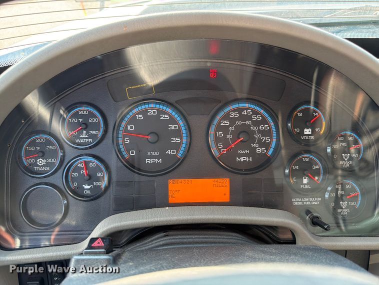 image for item FK3566 2011 International WorkStar 7400 dump truck