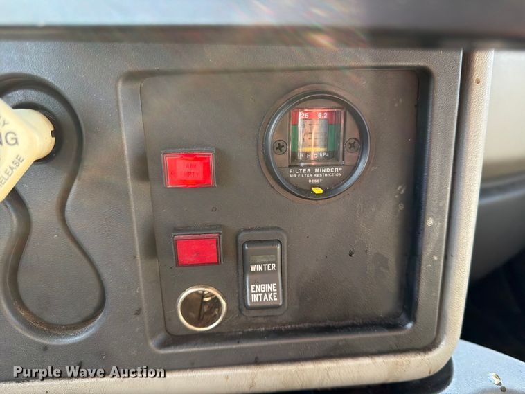 image for item FK3566 2011 International WorkStar 7400 dump truck