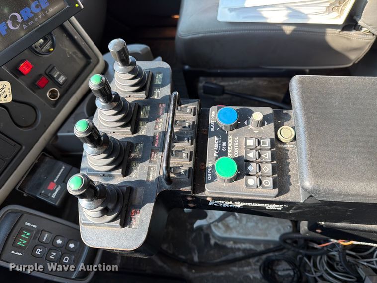 image for item FK3566 2011 International WorkStar 7400 dump truck