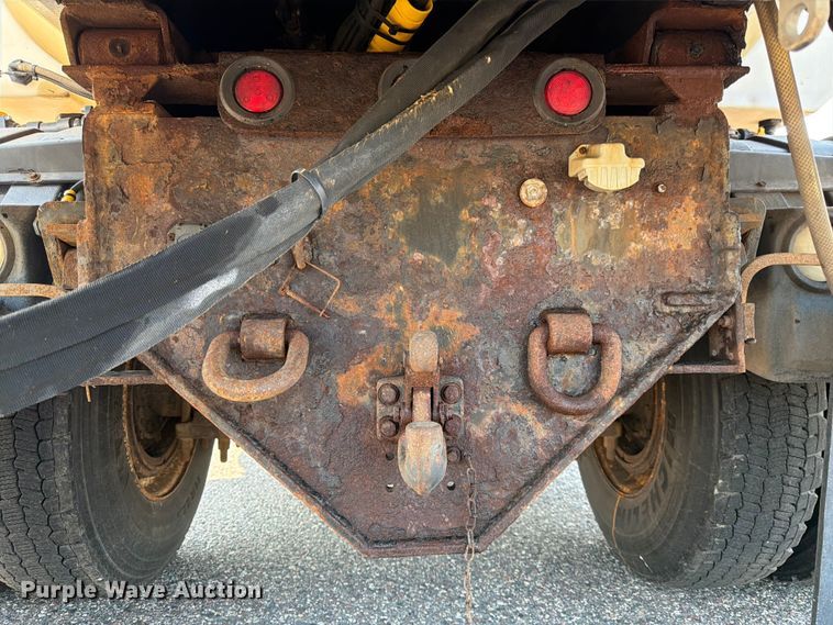 image for item FK3566 2011 International WorkStar 7400 dump truck