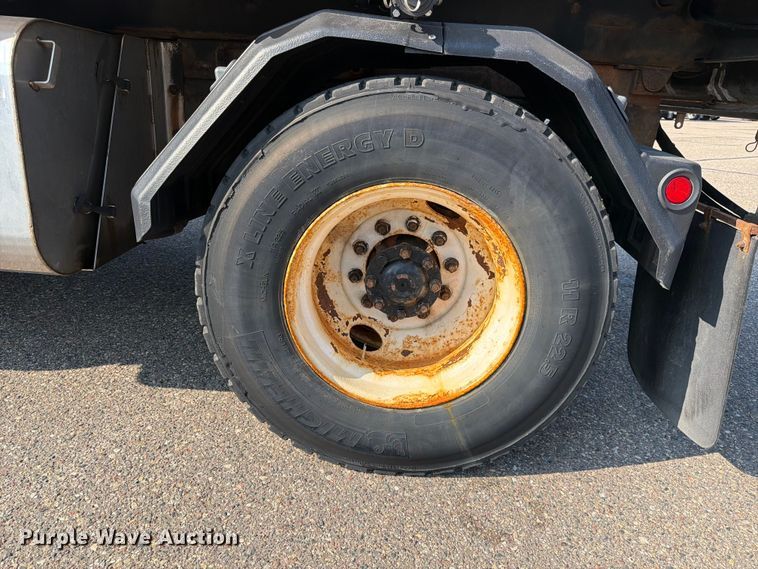 image for item FK3566 2011 International WorkStar 7400 dump truck