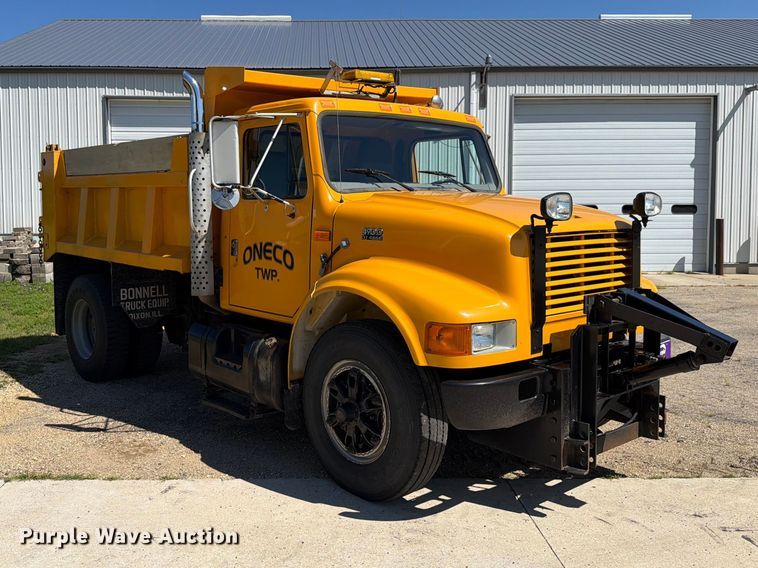 image for item FK4116 1998 International 4900 dump truck