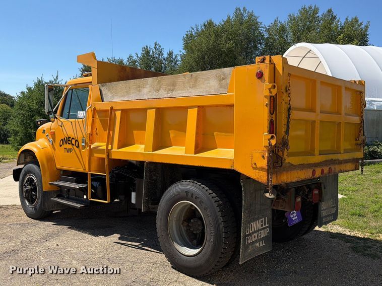 image for item FK4116 1998 International 4900 dump truck