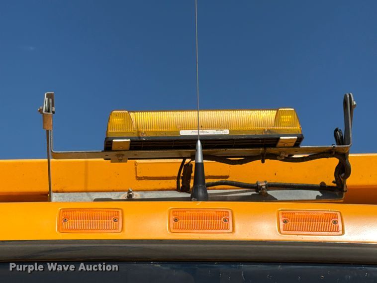 image for item FK4116 1998 International 4900 dump truck