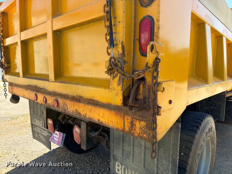 image for item FK4116 1998 International 4900 dump truck