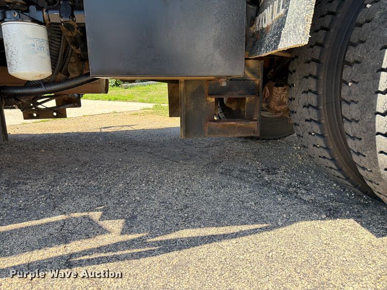 image for item FK4116 1998 International 4900 dump truck