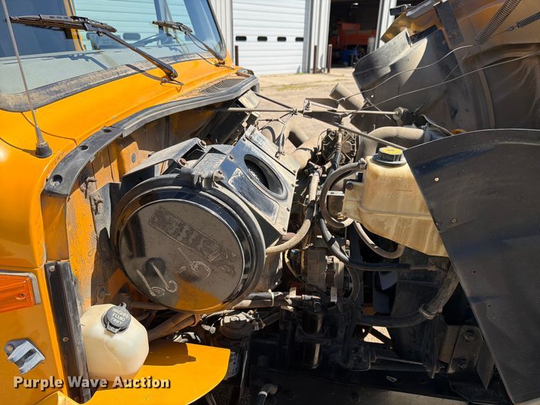 image for item FK4116 1998 International 4900 dump truck
