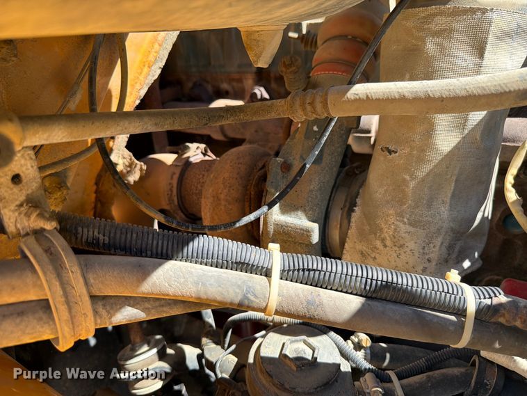 image for item FK4116 1998 International 4900 dump truck