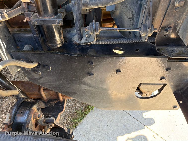 image for item FK4116 1998 International 4900 dump truck