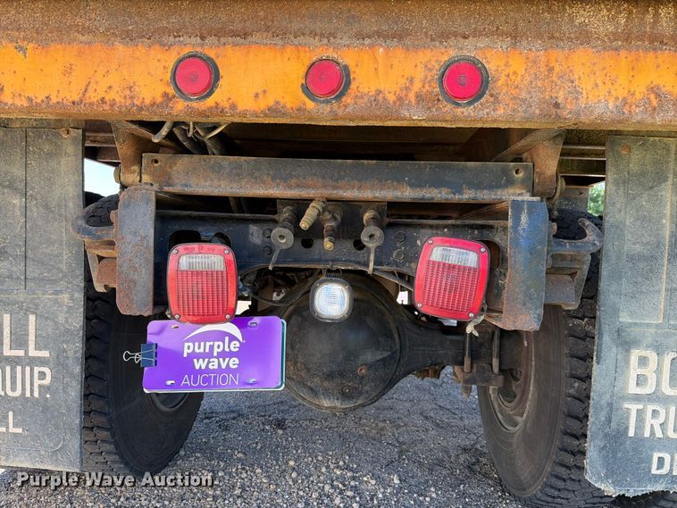 image for item FK4116 1998 International 4900 dump truck
