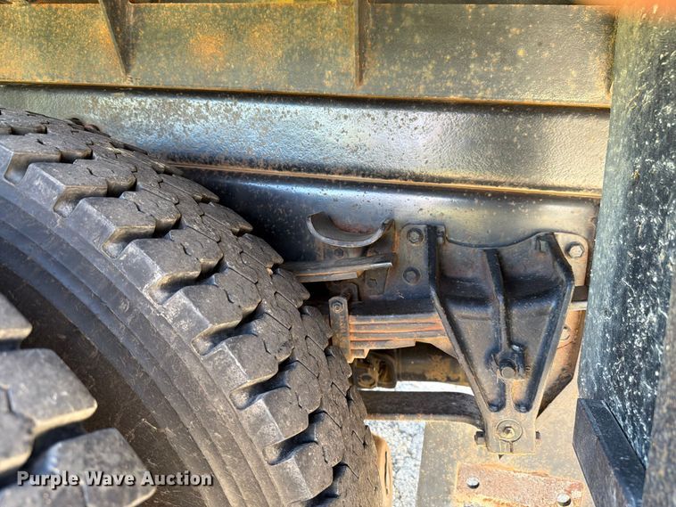 image for item FK4116 1998 International 4900 dump truck