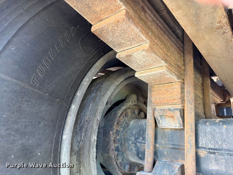image for item FK4116 1998 International 4900 dump truck