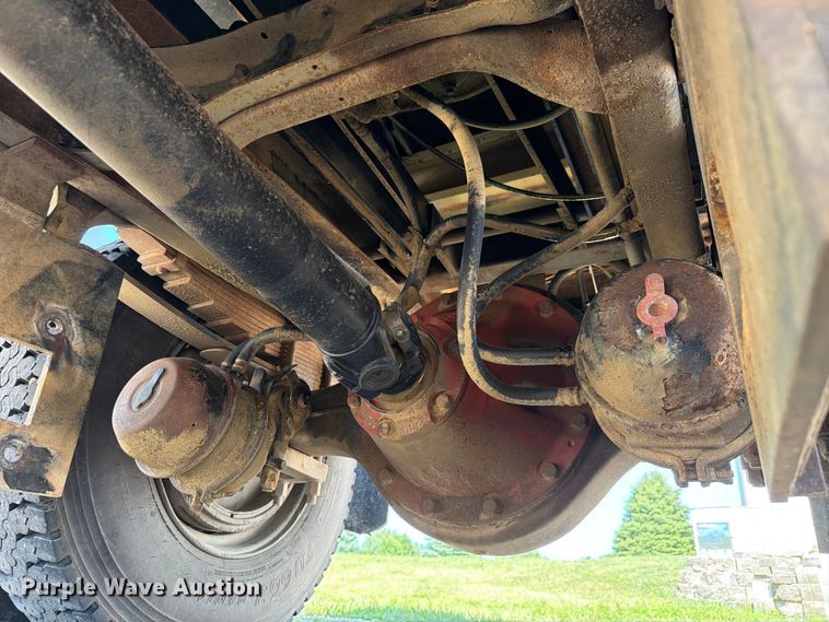 image for item FK4116 1998 International 4900 dump truck