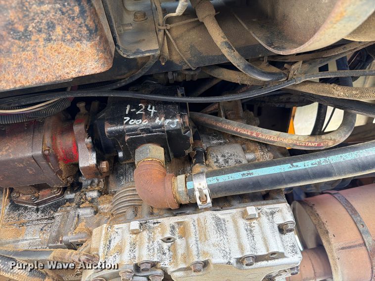 image for item FK4116 1998 International 4900 dump truck
