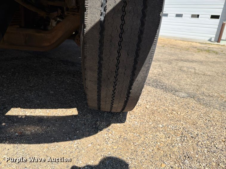 image for item FK4116 1998 International 4900 dump truck