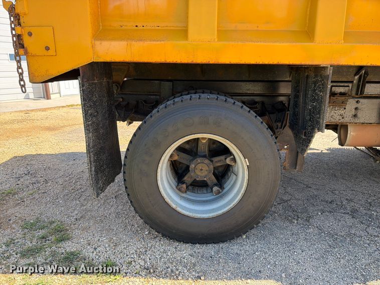 image for item FK4116 1998 International 4900 dump truck