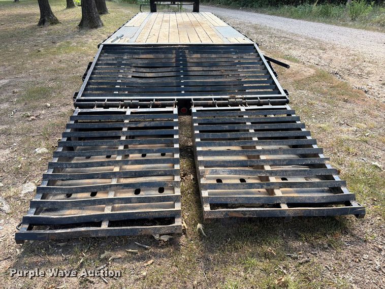 image for item FK5052 2022 Big Tex 14GN-20BK+5MR equipment trailer