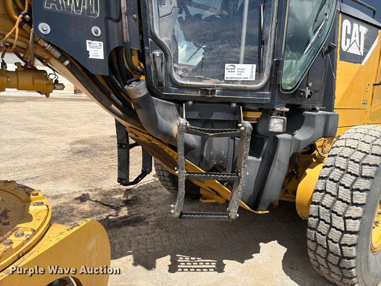 image for item FM7608 2008 Caterpillar 160M motor grader