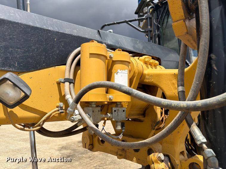 image for item FM7608 2008 Caterpillar 160M motor grader