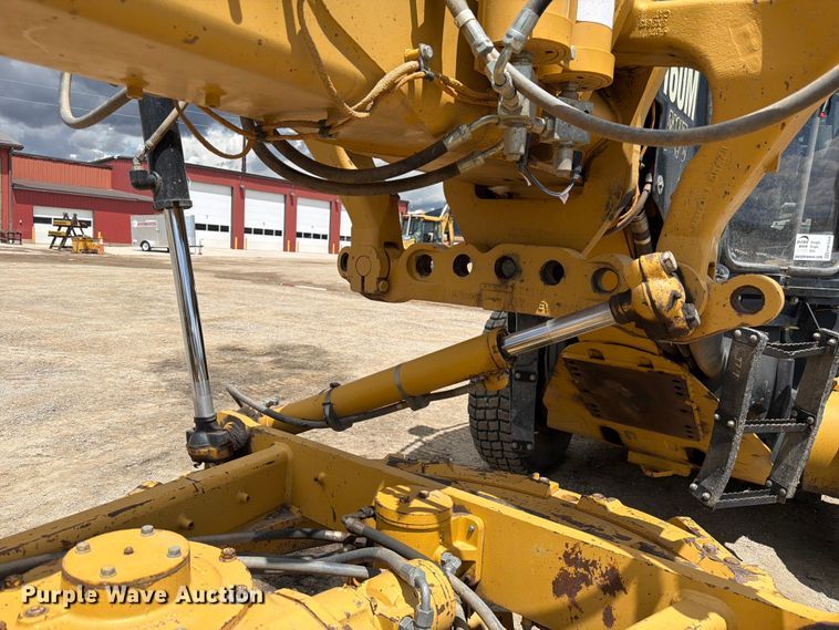 image for item FM7608 2008 Caterpillar 160M motor grader