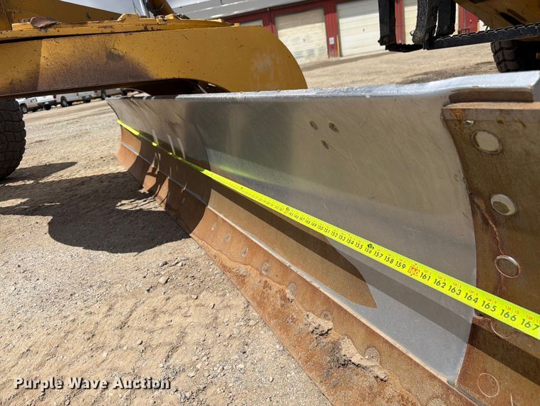 image for item FM7608 2008 Caterpillar 160M motor grader
