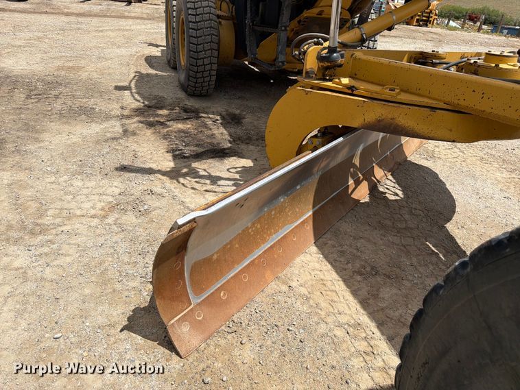 image for item FM7608 2008 Caterpillar 160M motor grader