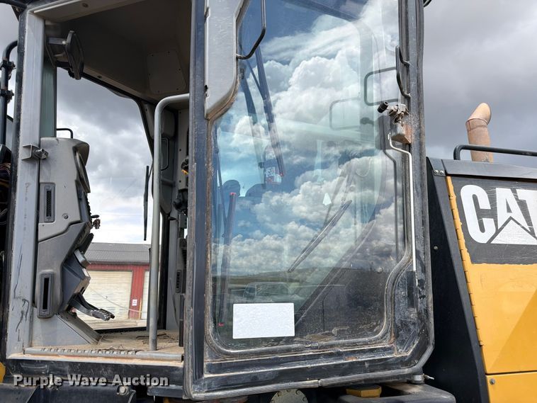 image for item FM7608 2008 Caterpillar 160M motor grader
