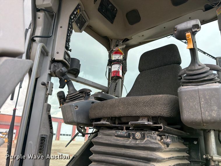 image for item FM7608 2008 Caterpillar 160M motor grader