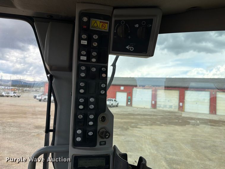 image for item FM7608 2008 Caterpillar 160M motor grader